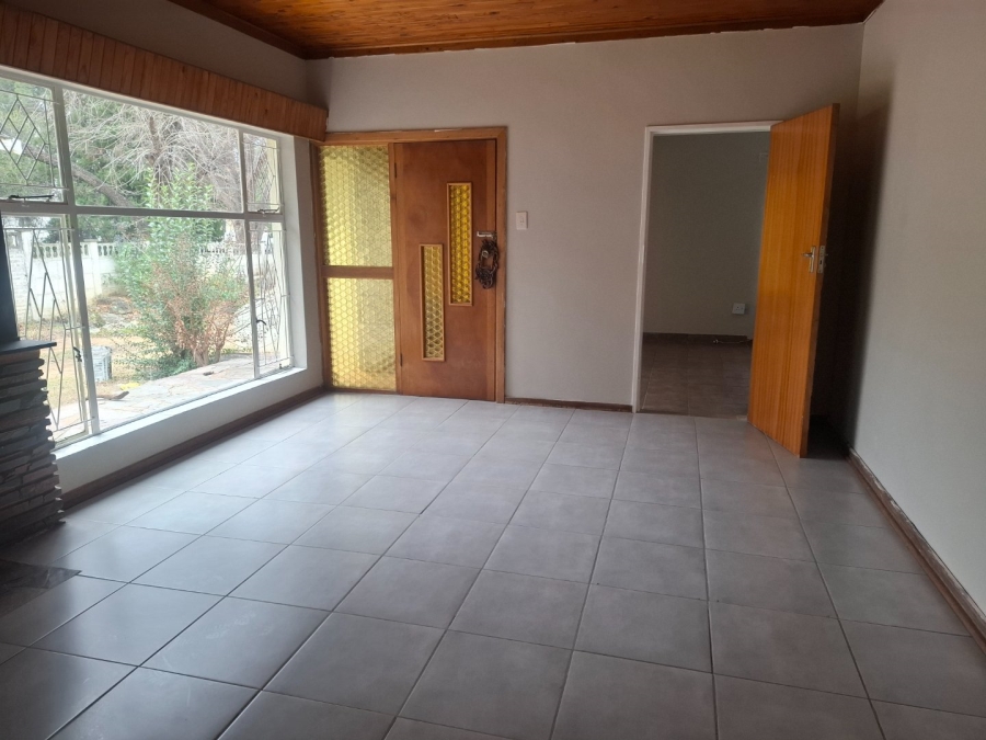 To Let 4 Bedroom Property for Rent in Presidentia Free State